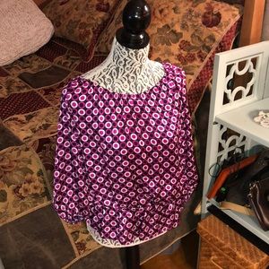 Vince Camuto TOP. SIZE Petite Med. Great cond